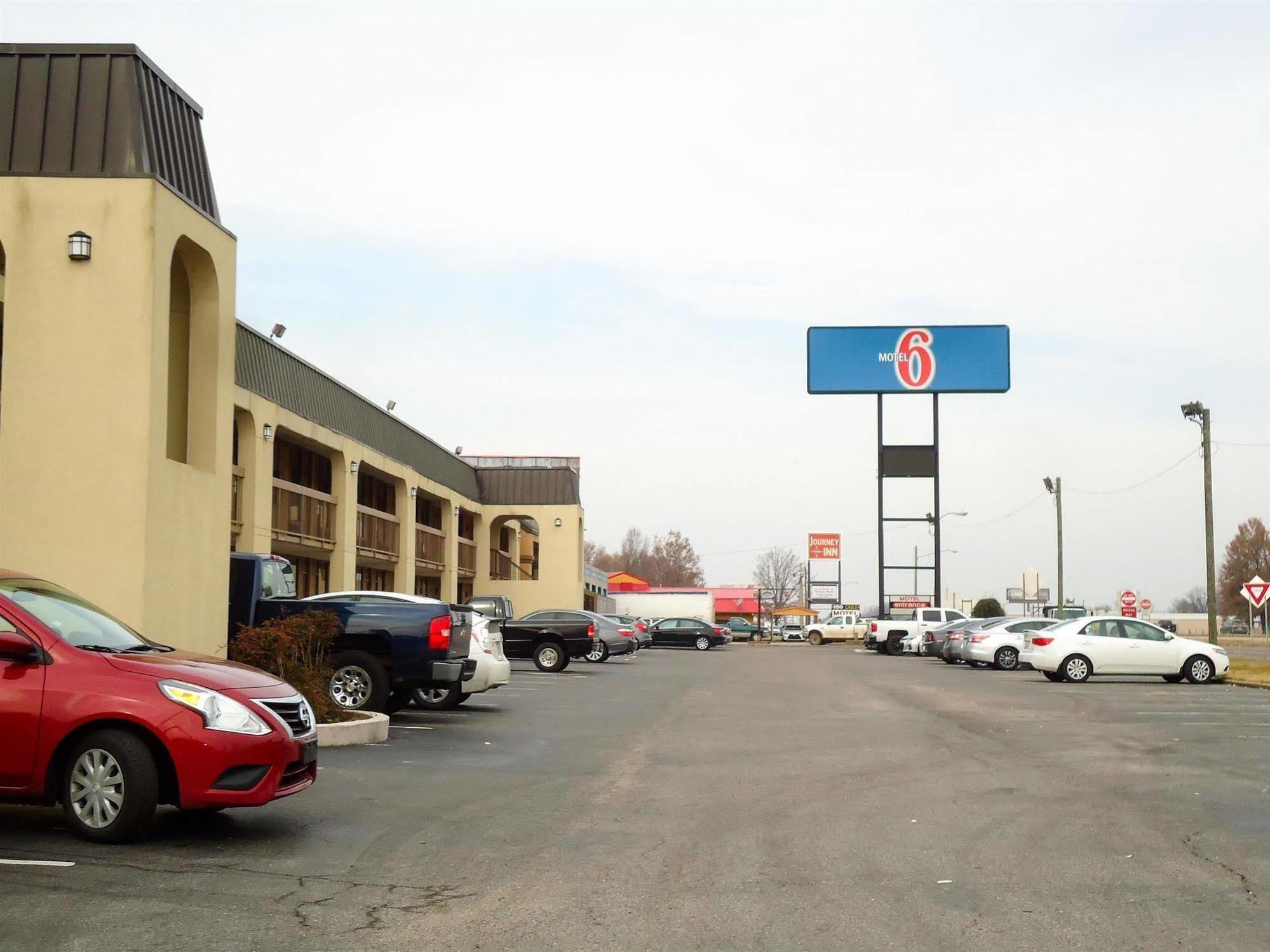 Motel 6 Marion Ar Ngoại thất bức ảnh